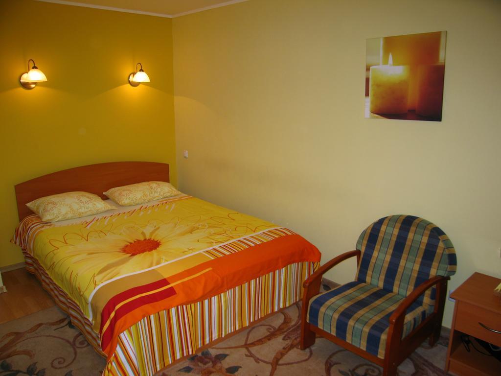 Hotel Service Predslava On Antonovicha Street Kiev Habitación foto