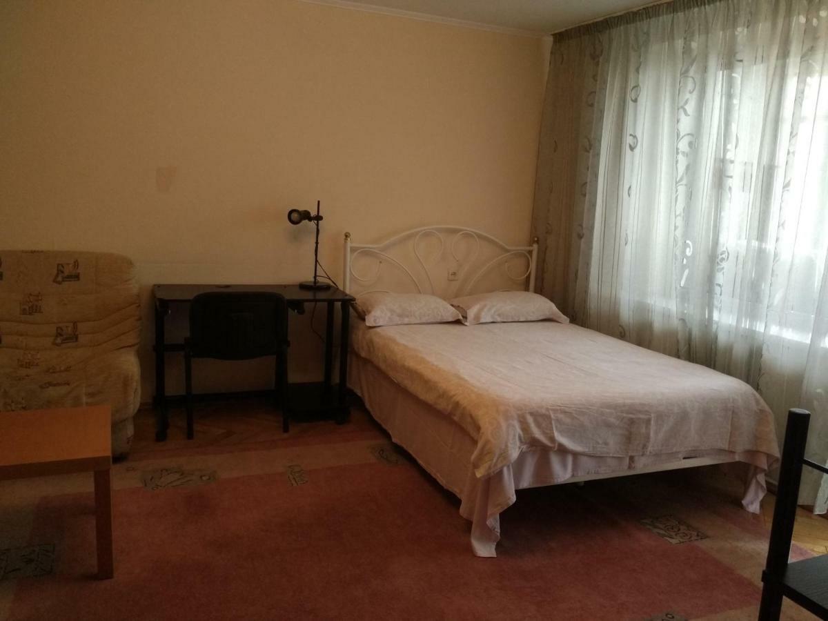 Hotel Service Predslava On Antonovicha Street Kiev Exterior foto